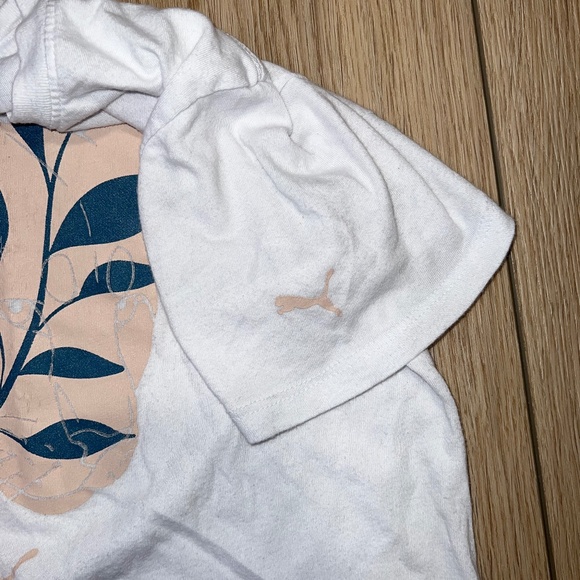 🛍️ 3 for $20 🛍️ - Women's Puma T-Shirt - Picture 3 of 4